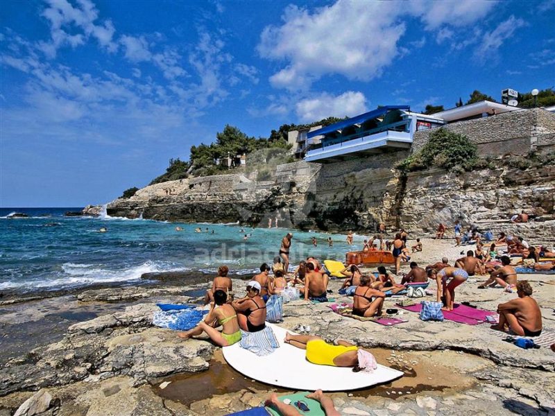 Best family beaches Pula
