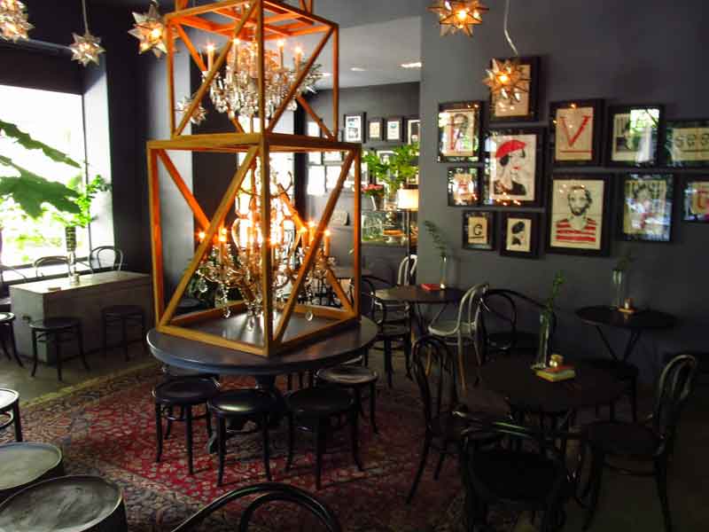 Velvet café