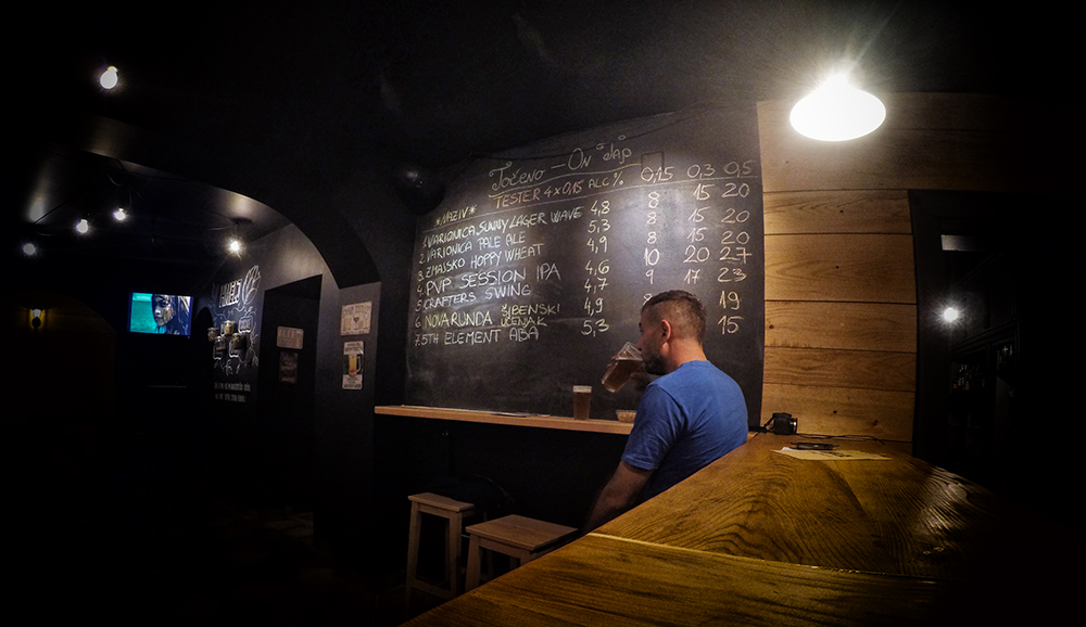 Hop In Craft Beer Bar Zagreb