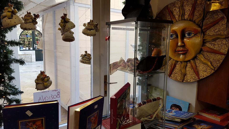 Bookstore Algebra Dubrovnik: A Charming Literary Hideaway on Stradun