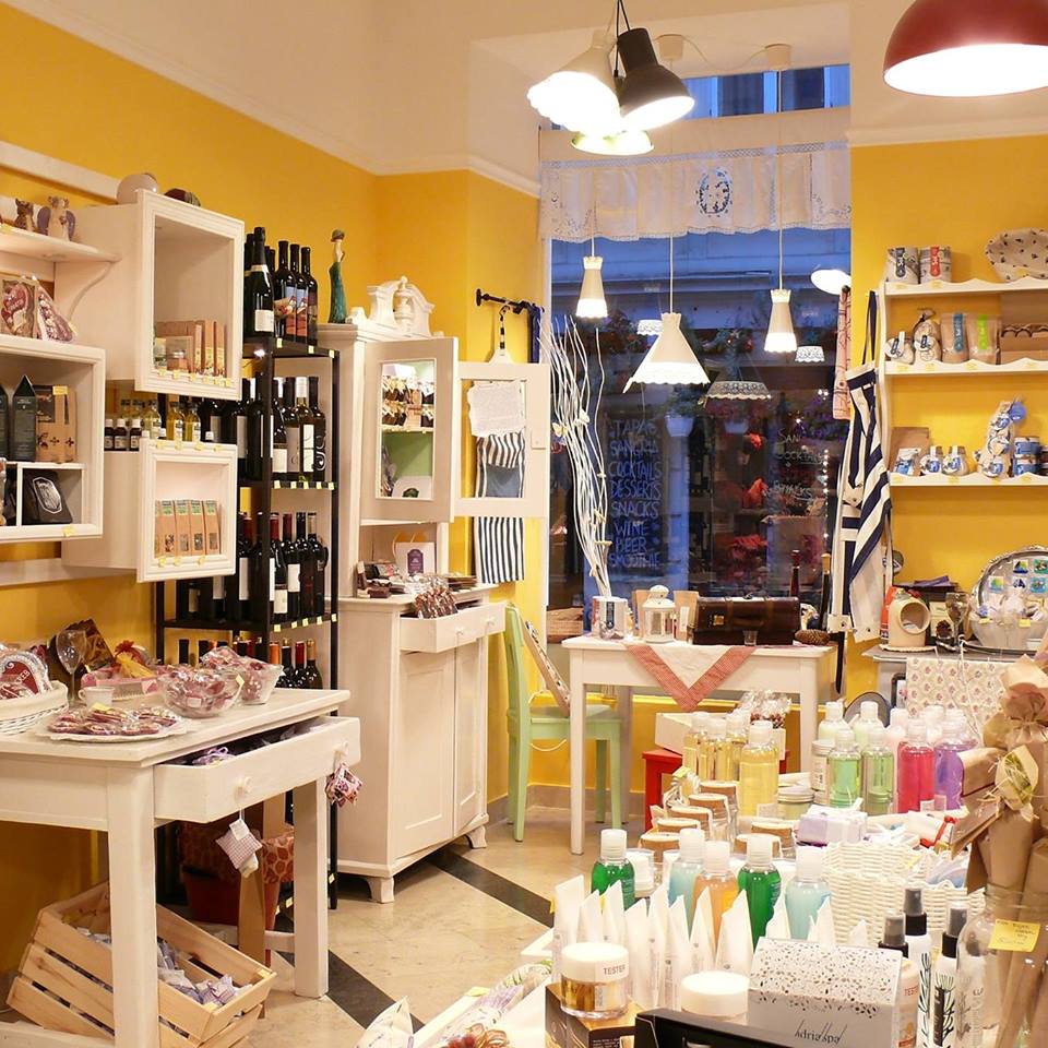 Kredenca gift shop