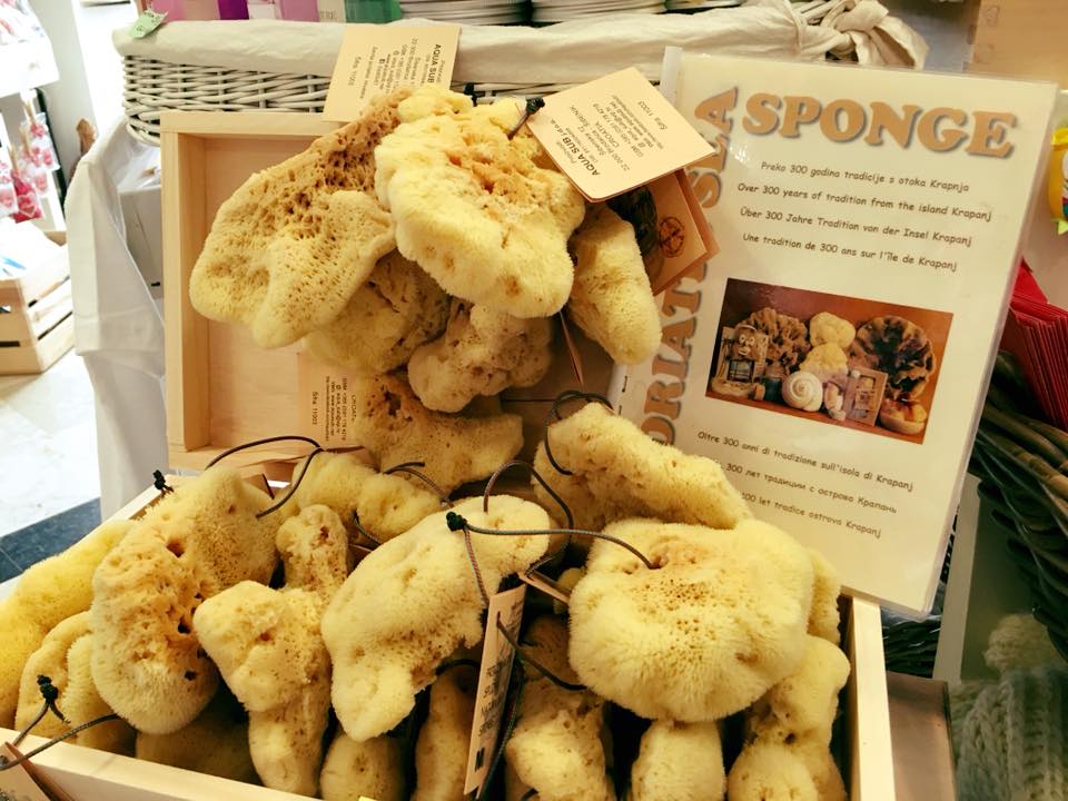 Kredenca gift shop