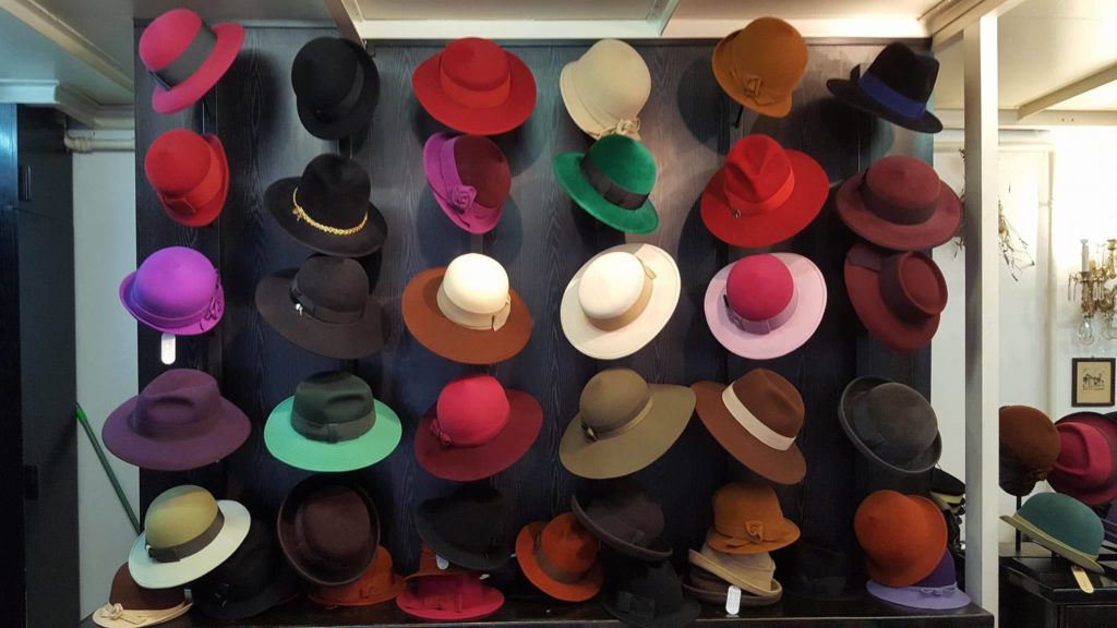 Cahun hats Zagreb