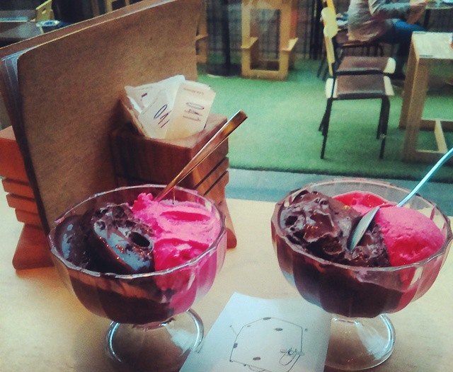 b 041 pastry shop Zagreb
