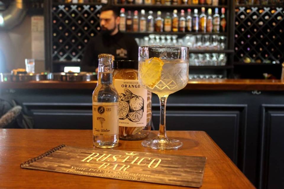 Rustico Bar