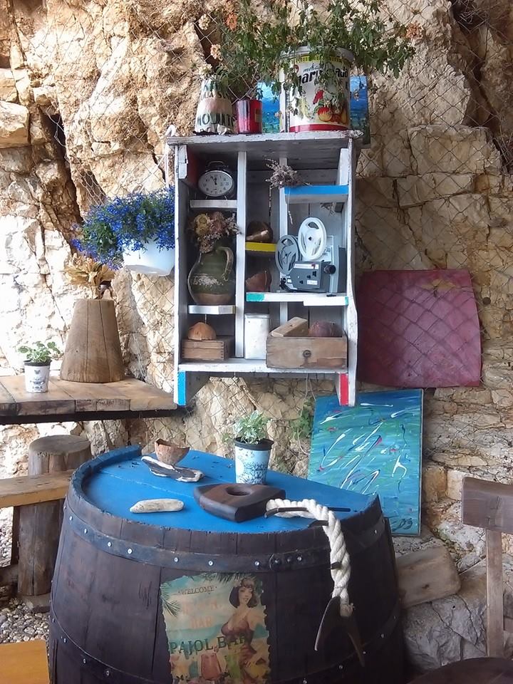 BEACH BAR PAJOL
