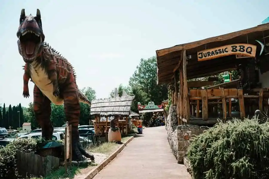 Dinopark Funtana: Family Fun with Prehistoric Giants
