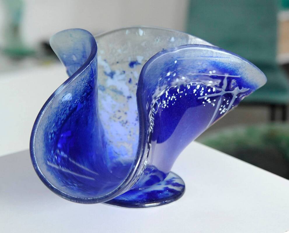 Glass Art JV: Unique Glass Art Pieces for Your Interior