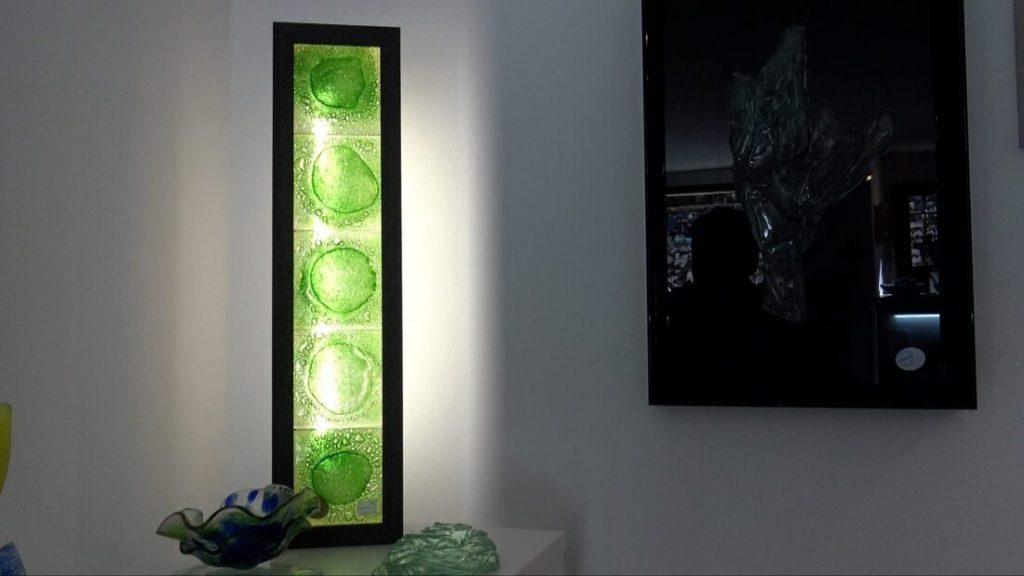 Glass Art JV: Unique Glass Art Pieces for Your Interior