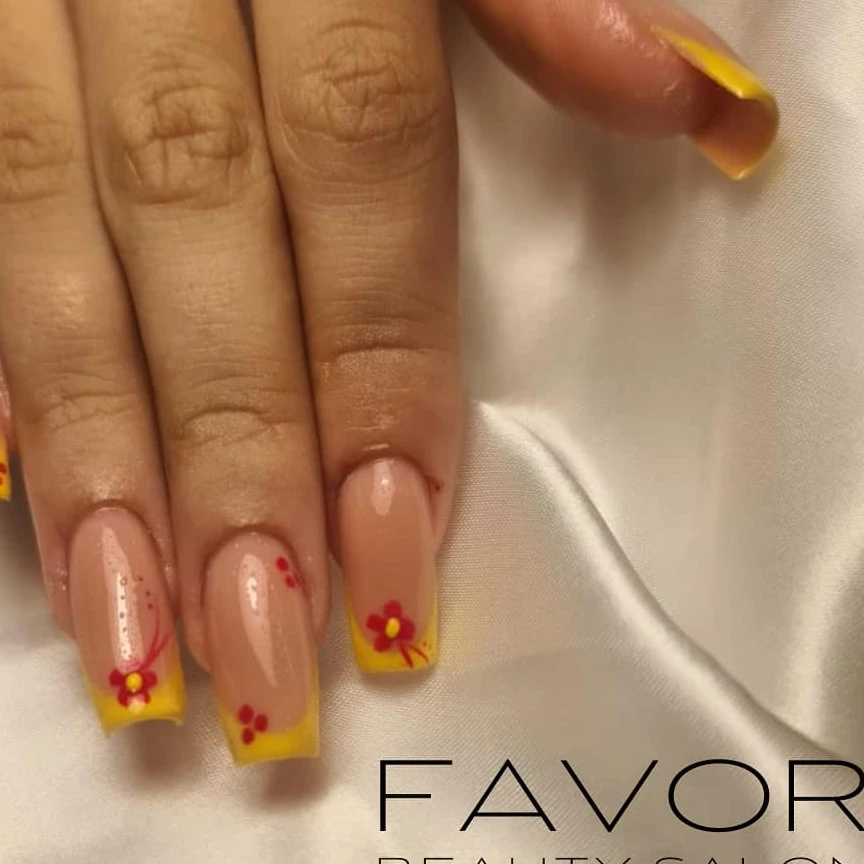 Beauty Salon Favor