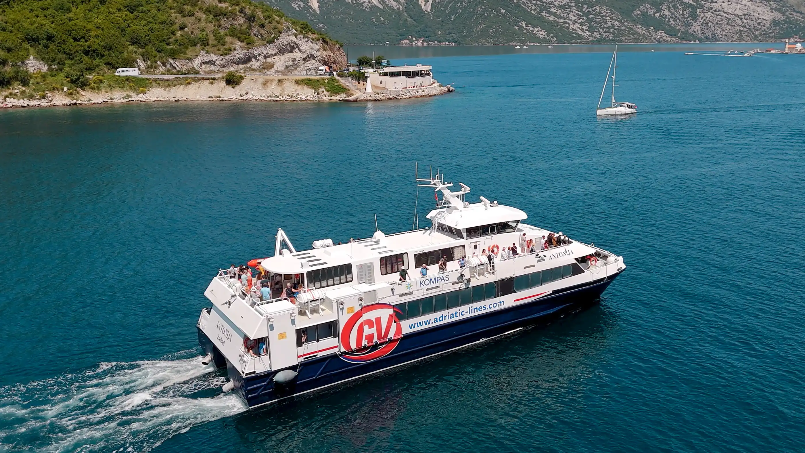 Adriatic Lines by Kompas